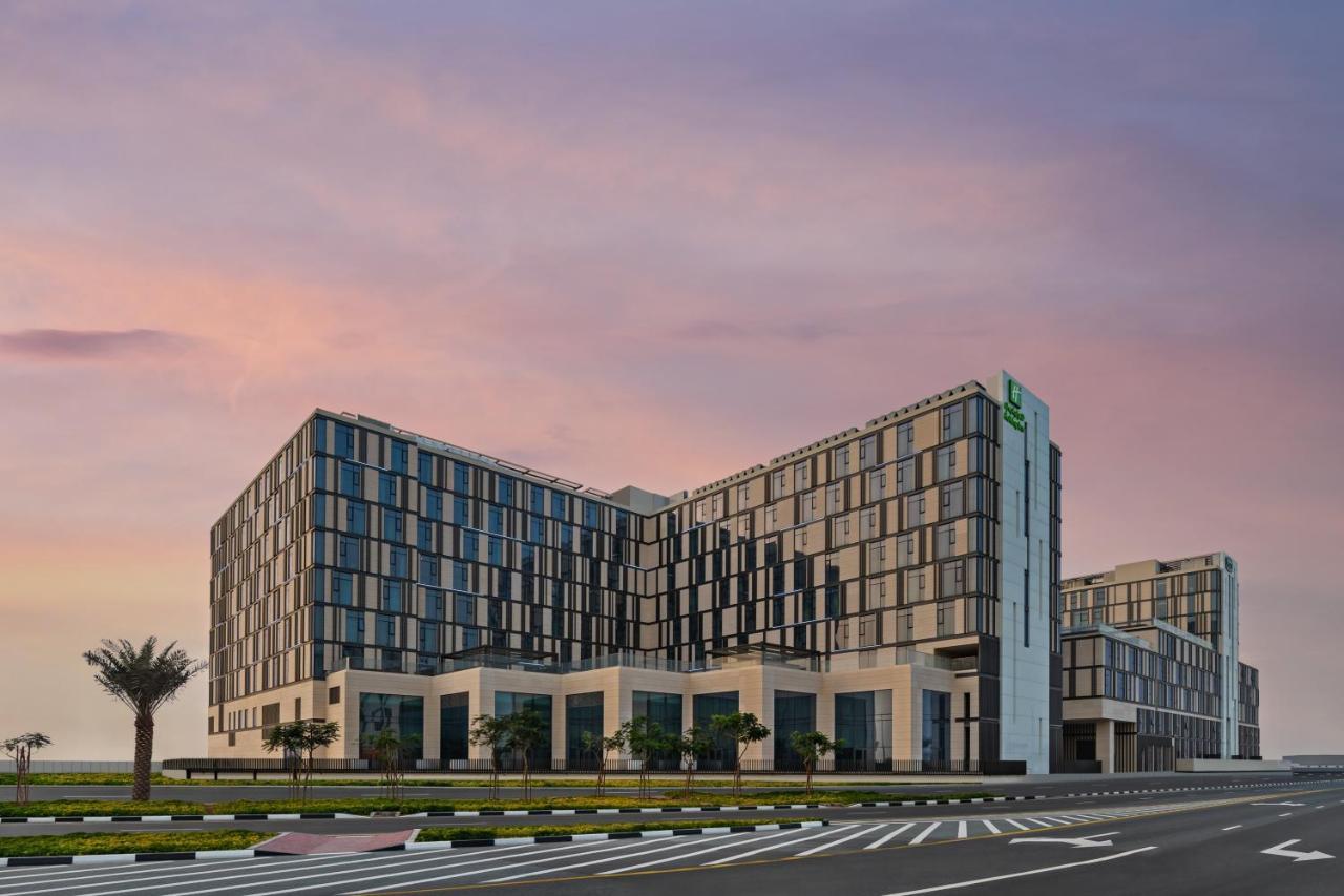 Staybridge Al-maktoum Airport By Ihg Aparthotel 4*